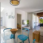 En