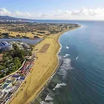 En * Playa del Ingles (Gran Canaria)